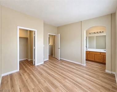 4624 Snake Eyes Street - Photo Thumbnail 7