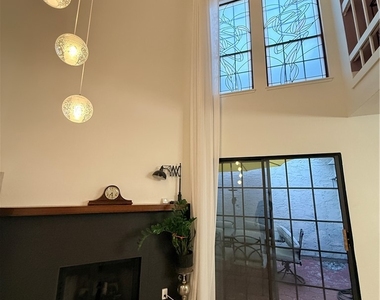 4937 Vivaldi Drive - Photo Thumbnail 17