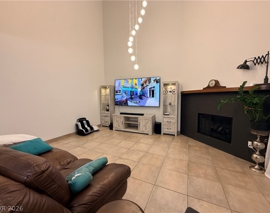 4937 Vivaldi Drive - Photo Thumbnail 8