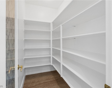 3010 Hammerwood Drive - Photo Thumbnail 24