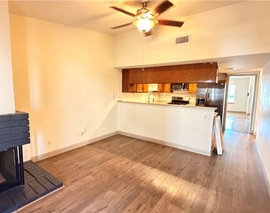 2783 Carnation Lane - Photo Thumbnail 15