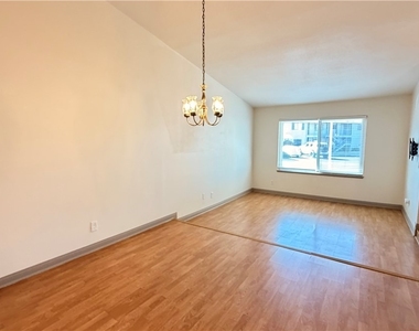 2783 Carnation Lane - Photo Thumbnail 6
