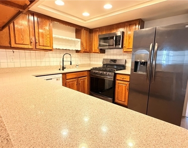 2783 Carnation Lane - Photo Thumbnail 13