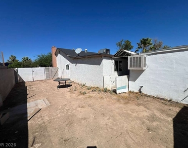 913 Shadow Mountain Place - Photo Thumbnail 33