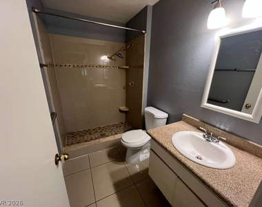913 Shadow Mountain Place - Photo Thumbnail 19