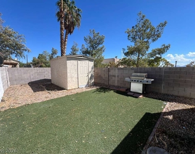 913 Shadow Mountain Place - Photo Thumbnail 34