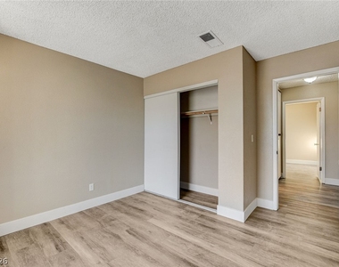 6632 Wheelbarrow Peak Drive - Photo Thumbnail 41