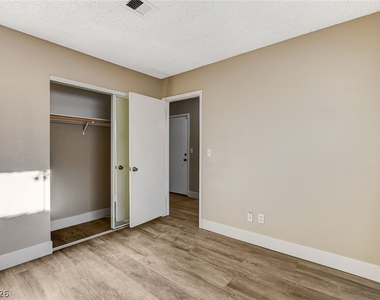 6632 Wheelbarrow Peak Drive - Photo Thumbnail 33