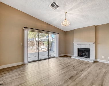 6632 Wheelbarrow Peak Drive - Photo Thumbnail 4