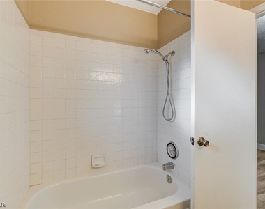 6632 Wheelbarrow Peak Drive - Photo Thumbnail 37