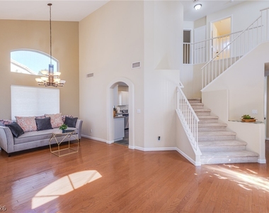 253 Camelback Ridge Avenue - Photo Thumbnail 13