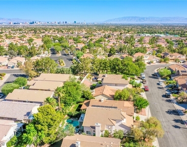 253 Camelback Ridge Avenue - Photo Thumbnail 24