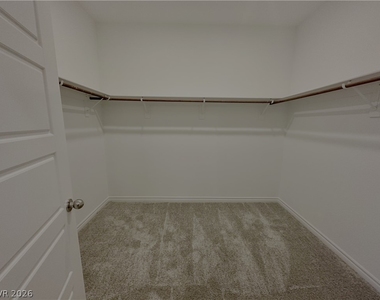 333 Laurel Peak Drive - Photo Thumbnail 6