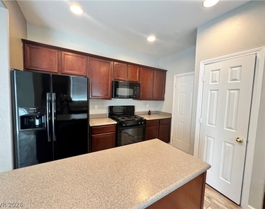 8947 College Green Street - Photo Thumbnail 8