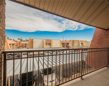 4921 Indian River Drive - Photo Thumbnail 32