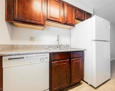 4921 Indian River Drive - Photo Thumbnail 21