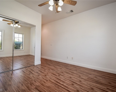 10243 Bright Harbor Avenue - Photo Thumbnail 27