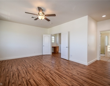 10243 Bright Harbor Avenue - Photo Thumbnail 34