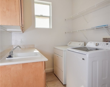 10243 Bright Harbor Avenue - Photo Thumbnail 30