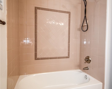 10243 Bright Harbor Avenue - Photo Thumbnail 25