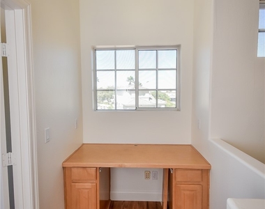 10243 Bright Harbor Avenue - Photo Thumbnail 31