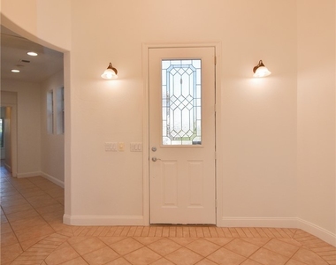 10243 Bright Harbor Avenue - Photo Thumbnail 6