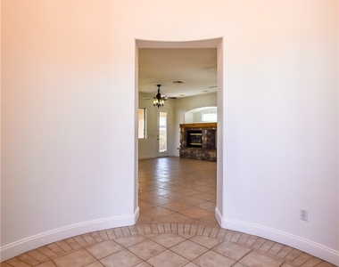 10243 Bright Harbor Avenue - Photo Thumbnail 5