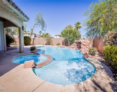 10243 Bright Harbor Avenue - Photo Thumbnail 40
