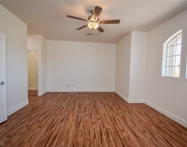 10243 Bright Harbor Avenue - Photo Thumbnail 32
