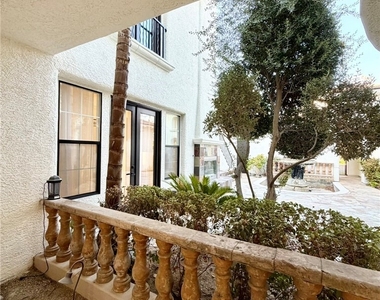 128 S Royal Ascot Drive - Photo Thumbnail 48