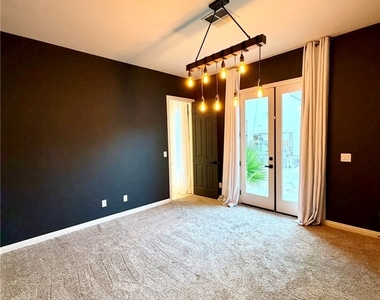 128 S Royal Ascot Drive - Photo Thumbnail 21