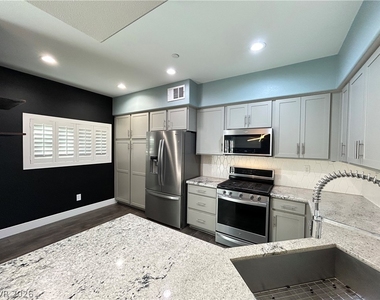 845 Pantara Place - Photo Thumbnail 5