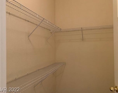 9303 Gilcrease Avenue - Photo Thumbnail 7