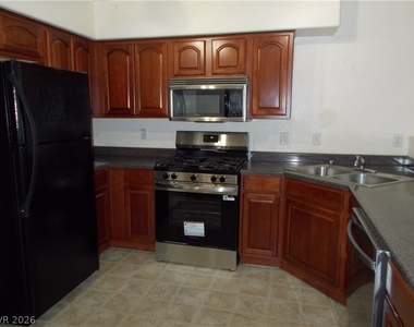 9303 Gilcrease Avenue - Photo Thumbnail 16