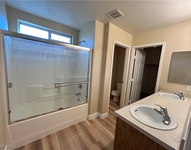 3533 Terraza Mar Avenue - Photo Thumbnail 12