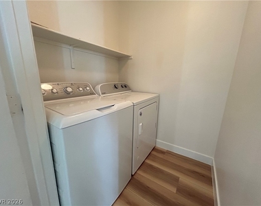 3533 Terraza Mar Avenue - Photo Thumbnail 9