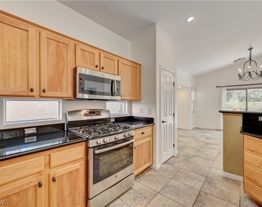 115 Cora Hills Court - Photo Thumbnail 17