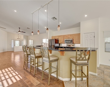 115 Cora Hills Court - Photo Thumbnail 14