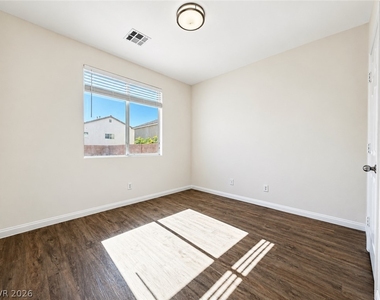 4300 Thunder Twice Street - Photo Thumbnail 10
