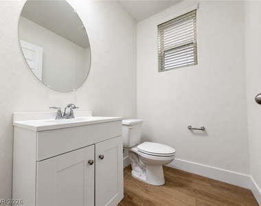 10228 Yarmouth Sea Court - Photo Thumbnail 15