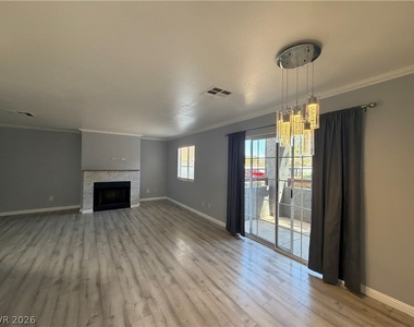8600 W Charleston Boulevard - Photo Thumbnail 3