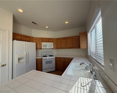 7957 Angel Tree Court - Photo Thumbnail 3