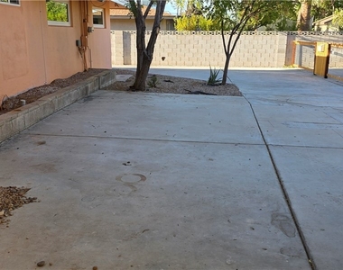 1308 Winwood Street - Photo Thumbnail 26