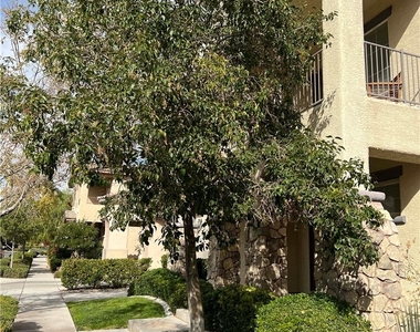 2164 Lone Desert Street - Photo Thumbnail 46