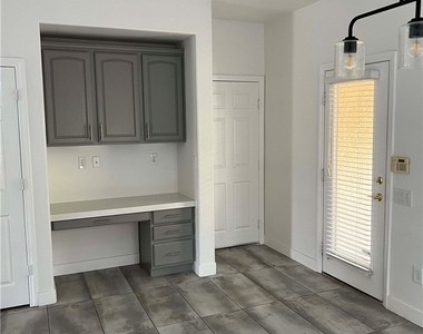 2164 Lone Desert Street - Photo Thumbnail 29