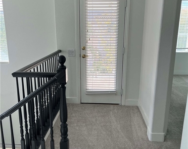 2164 Lone Desert Street - Photo Thumbnail 27