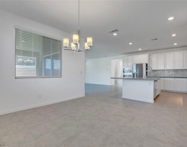 774 Spirit Lake Street - Photo Thumbnail 16