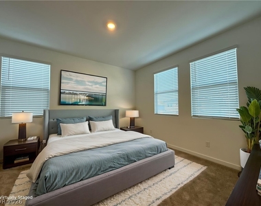 4185 Paragon Crest Court - Photo Thumbnail 9