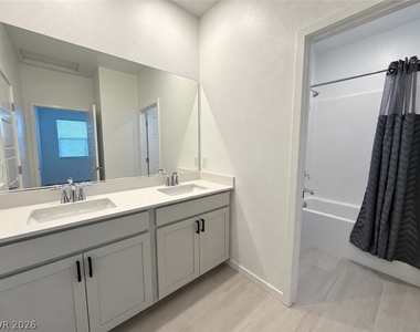 4185 Paragon Crest Court - Photo Thumbnail 12