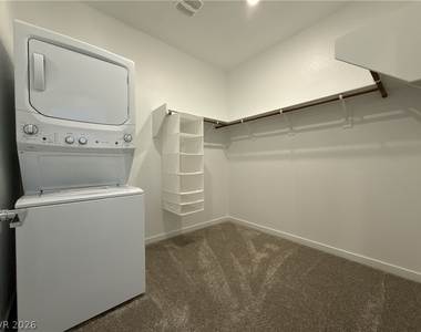 4185 Paragon Crest Court - Photo Thumbnail 17
